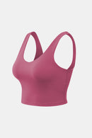 Débardeur actif court à encolure dégagée