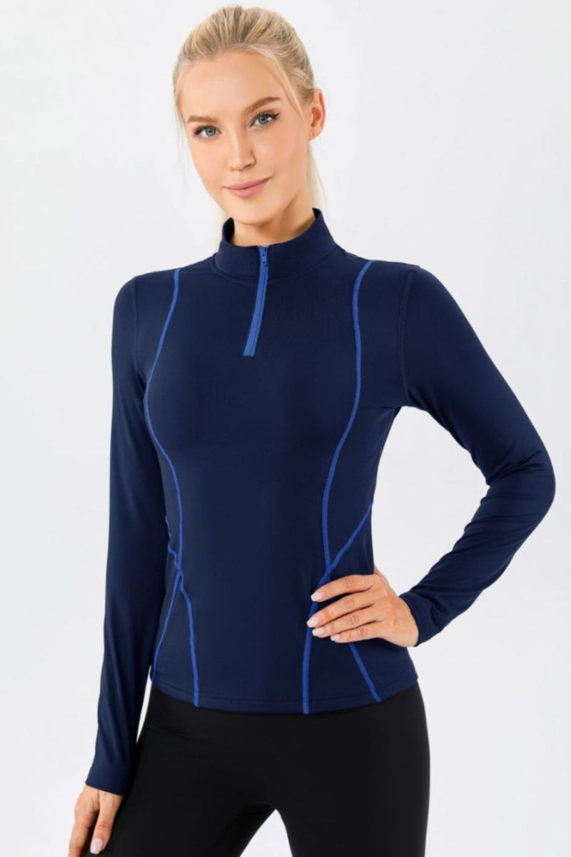 T-shirt actif à col montant et zip quart de longueur