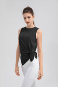 Camiseta sin mangas con cuello redondo y abertura