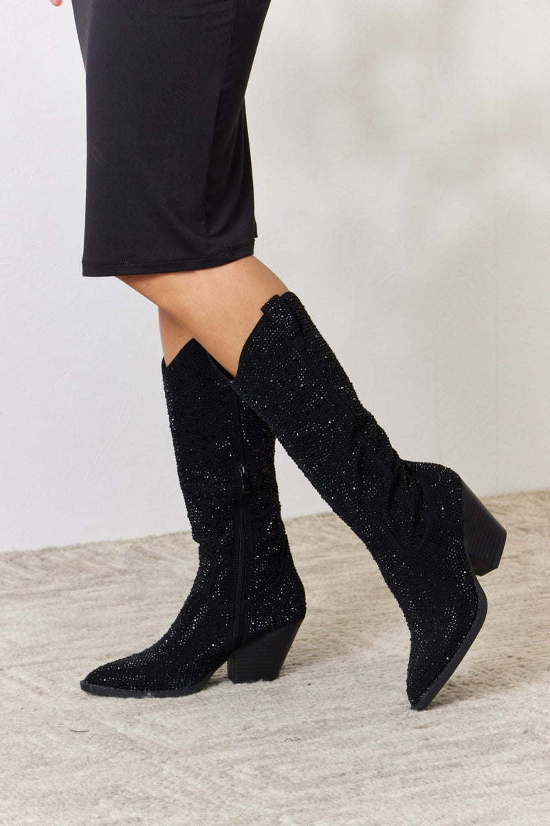 Botas vaqueras hasta la rodilla con diamantes de imitación de Forever Link