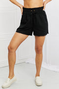 Zenana Seaside Short en lin pleine grandeur