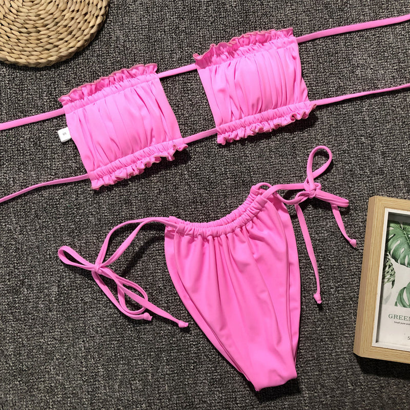 Ensemble de bikini froncé à volants