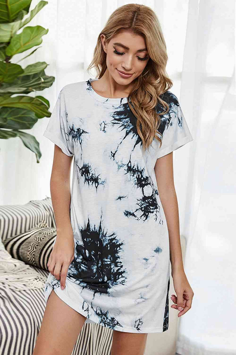 Vestido estilo camiseta con cuello redondo y bolsillos