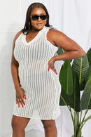 Robe cache-coeur ajourée à col Johnny