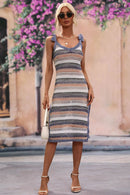 Robe cache-cœur fendue à rayures et à nouer sur les épaules