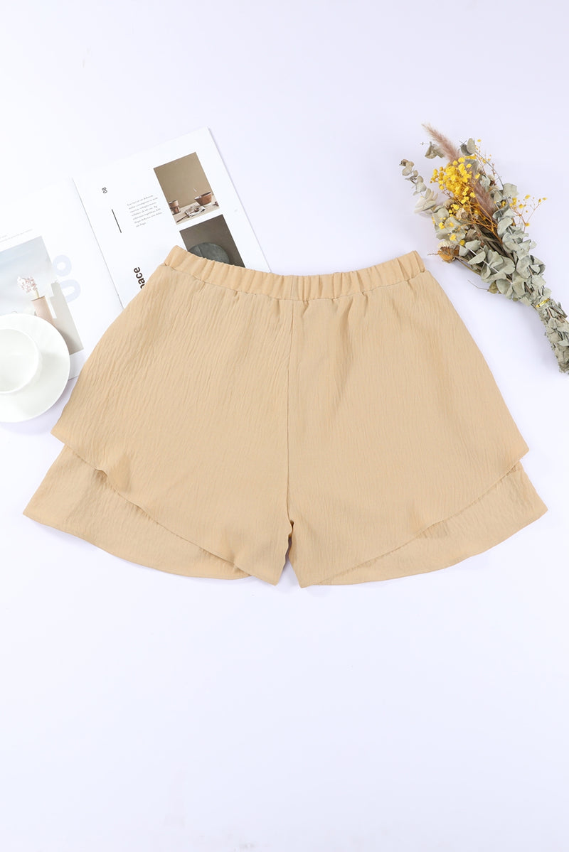 Shorts con cintura elástica en capas