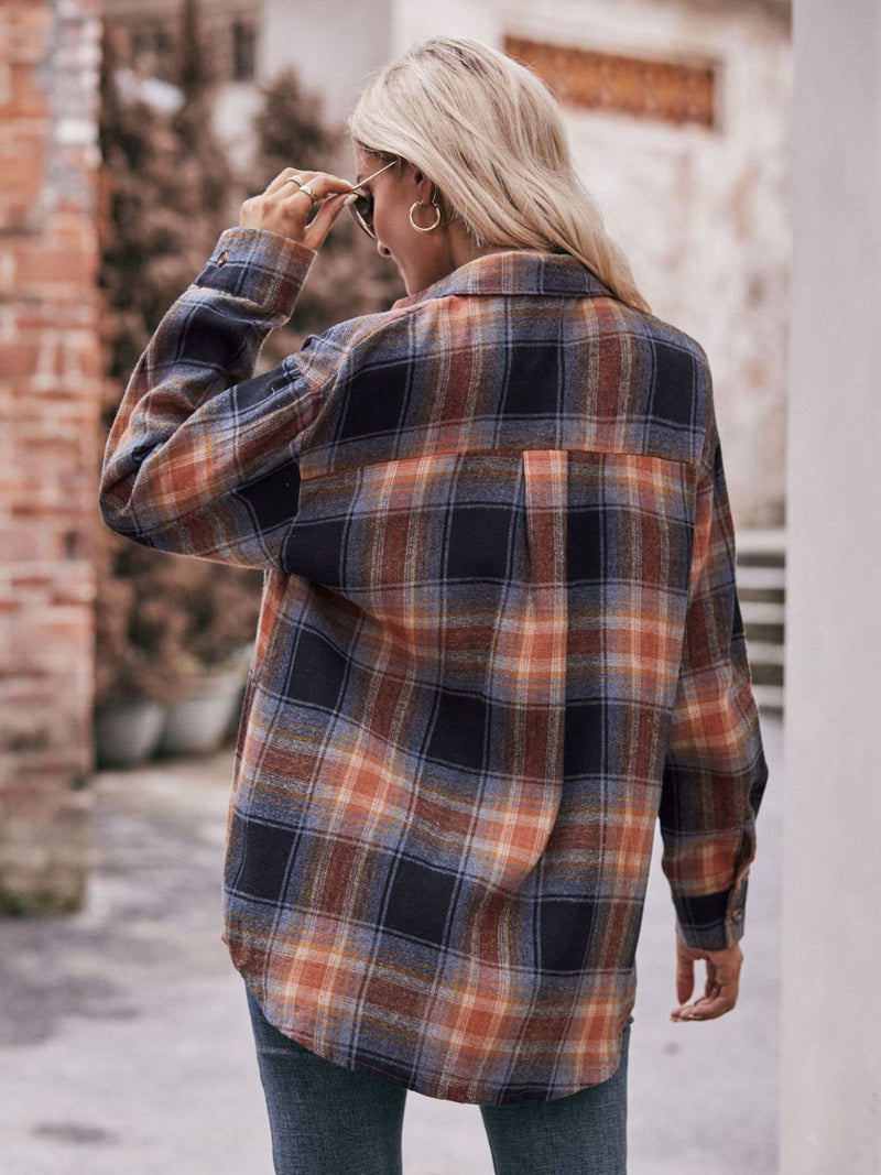 Chemise longue à carreaux à épaules tombantes