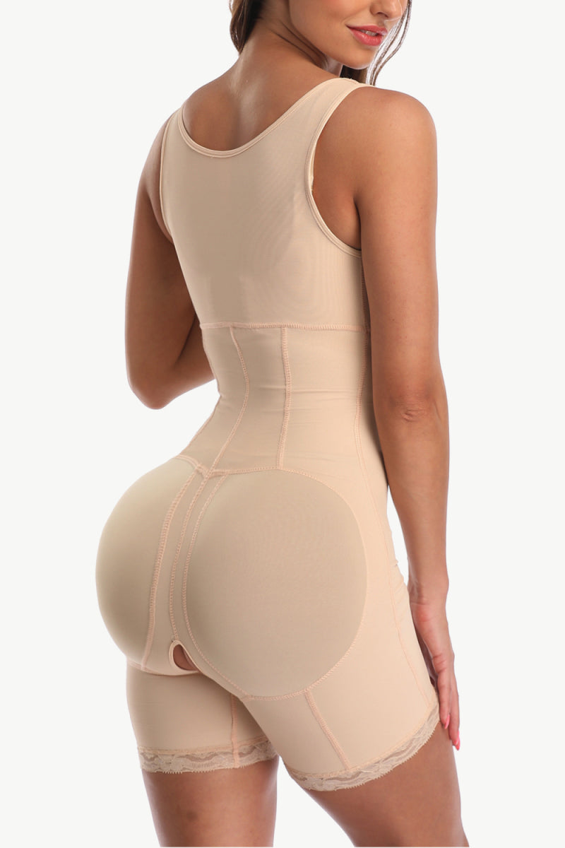 Culotte sculptante zippée pleine taille avec détail en dentelle