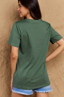 Camiseta de algodón con gráfico MOM LIFE de tamaño completo de Simply Love