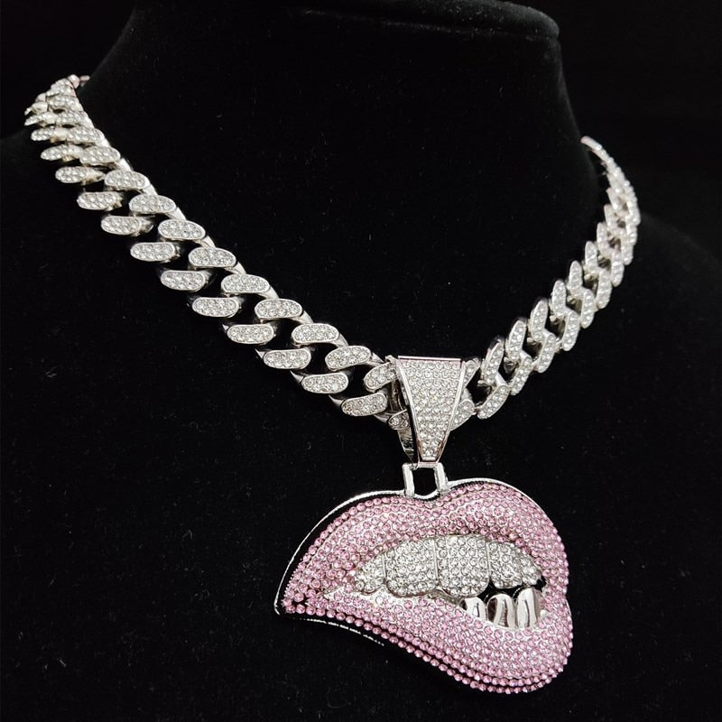 Collier pendentif unisexe Lip Bite