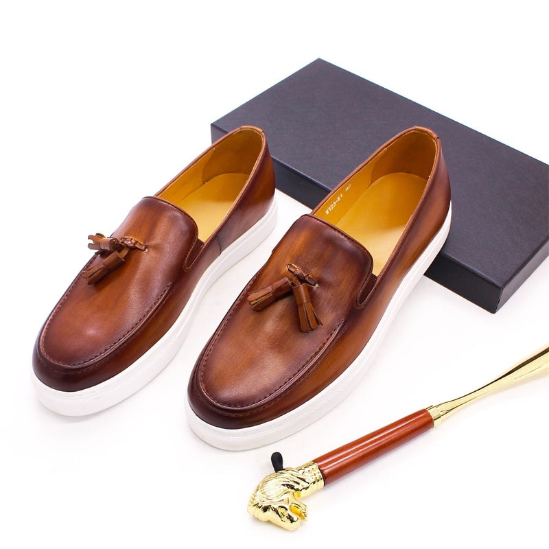 Zapatos planos con borlas hechos a mano de cuero genuino para hombres