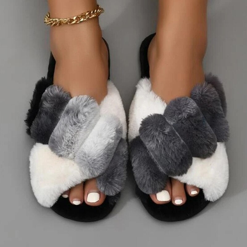 Women's Two Tone Furry Slippers