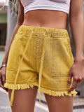 Short en denim à ourlet brut avec cordon de serrage