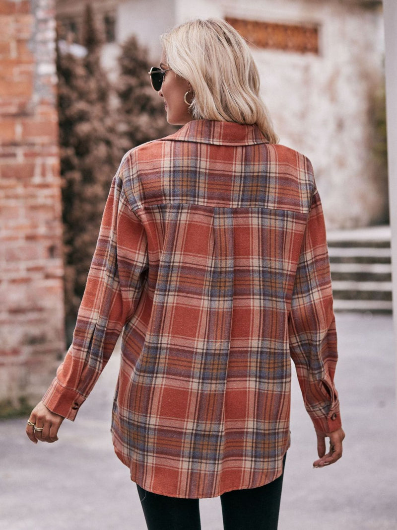 Chemise longue à carreaux à épaules tombantes