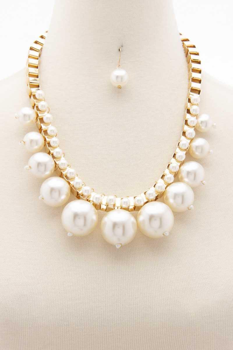 Chunky Pearl Necklace - AM APPAREL