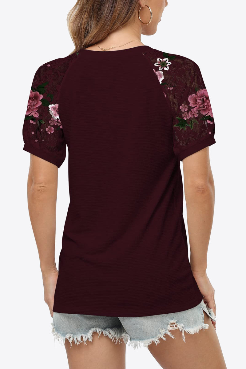 Camiseta de manga corta con cuello en V