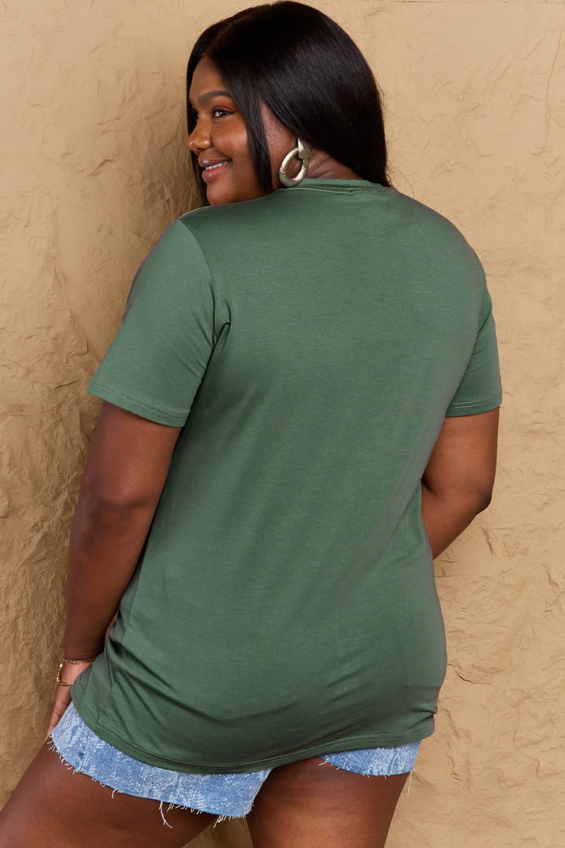 Camiseta de algodón con gráfico BOO de tamaño completo de Simply Love