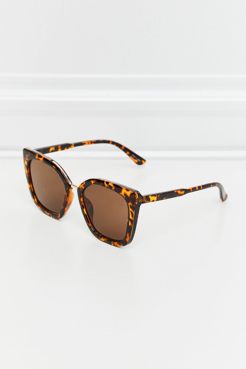 Lunettes de soleil œil de chat en polycarbonate à monture complète