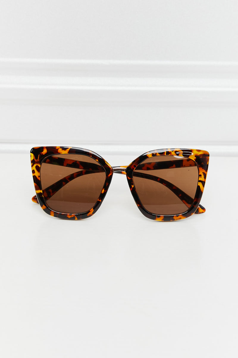 Lunettes de soleil œil de chat en polycarbonate à monture complète