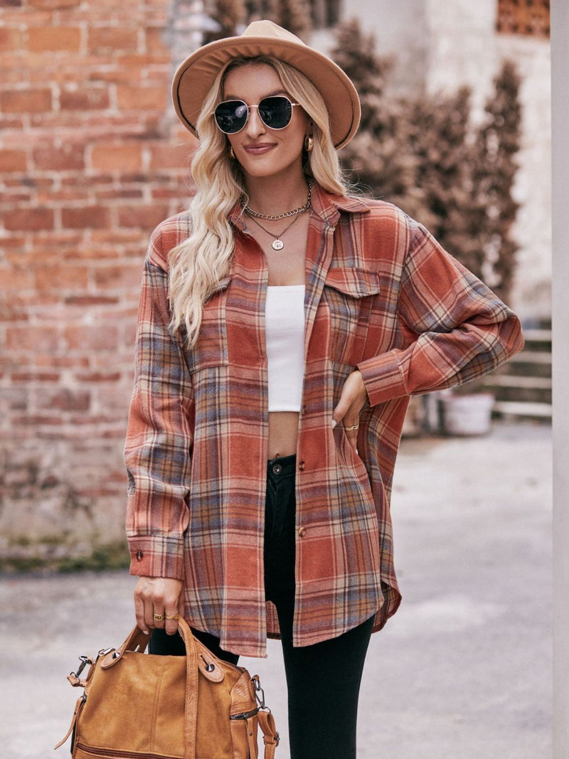 Chemise longue à carreaux à épaules tombantes