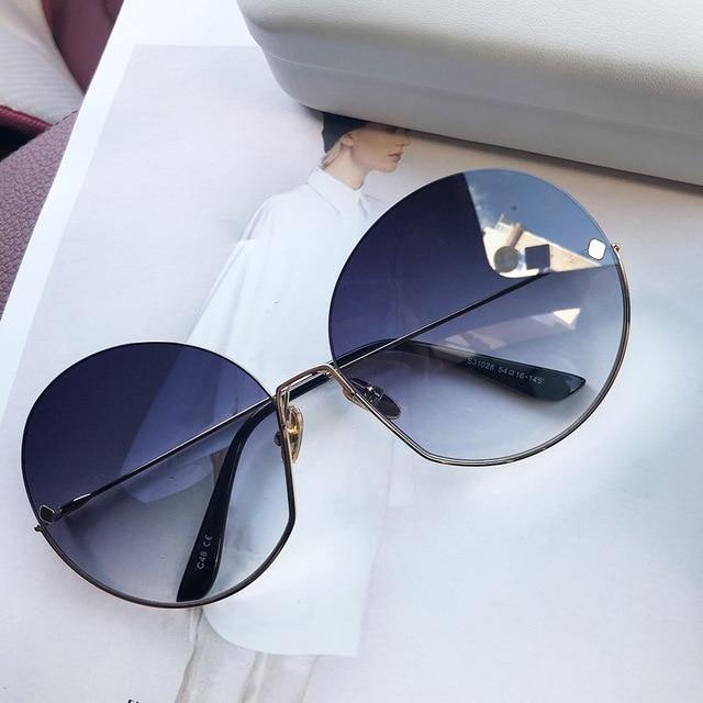 M.S Designer Women's Classic Sunglasses - AM APPAREL